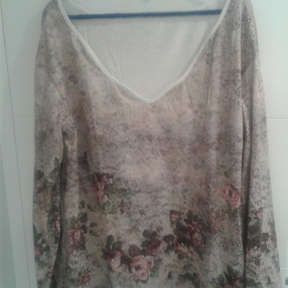 Women's flower sweater XL - Picture 1 of 2